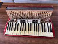 Hohner Verdi III M 120B - połówka- klawisze.