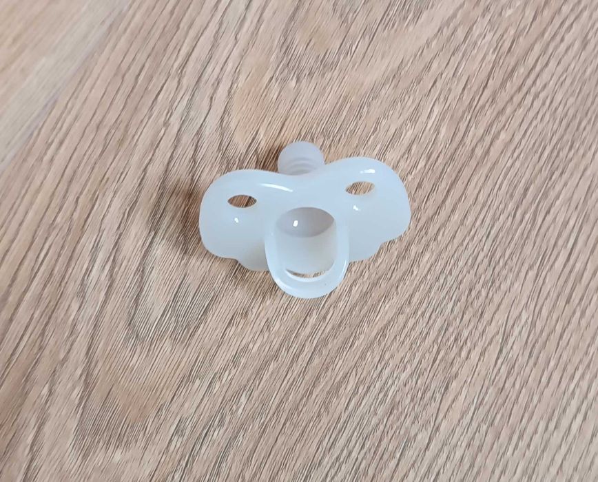 Chupetas de silicone novas (0-6m) - Várias cores