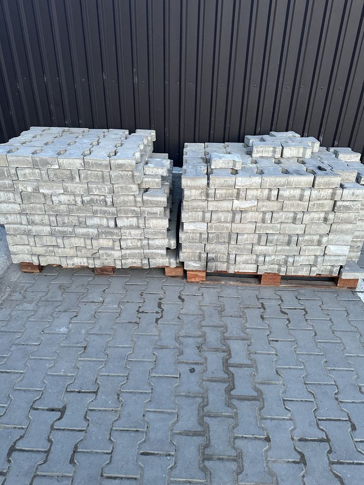 Продам тротуарную плитку, катушка толщина 8 см бу !!!