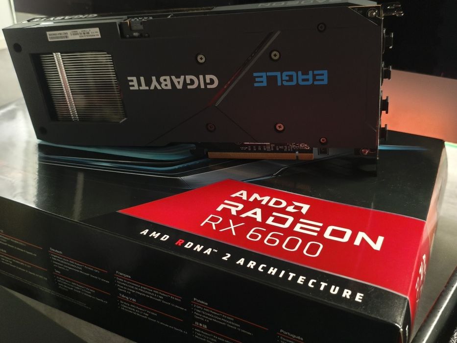 Karta graficzna Gigabyte AMD Radeon RX 6600