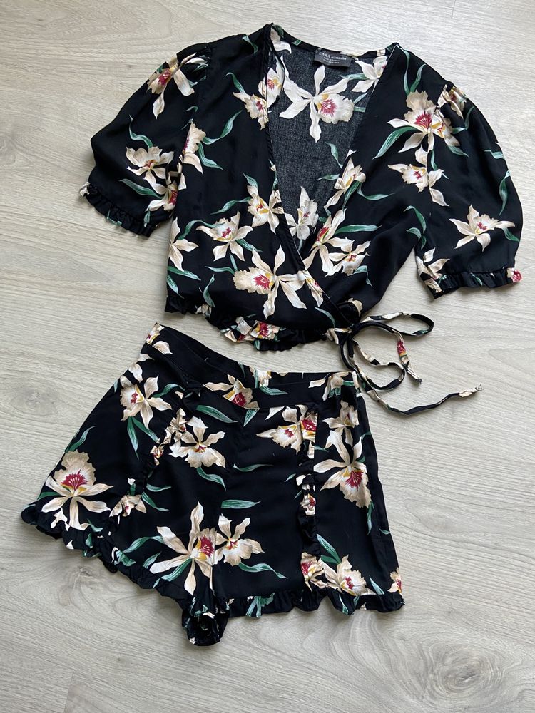Zara XS zestaw komplet szorty spodenki lato top bluzka bufki kwiaty