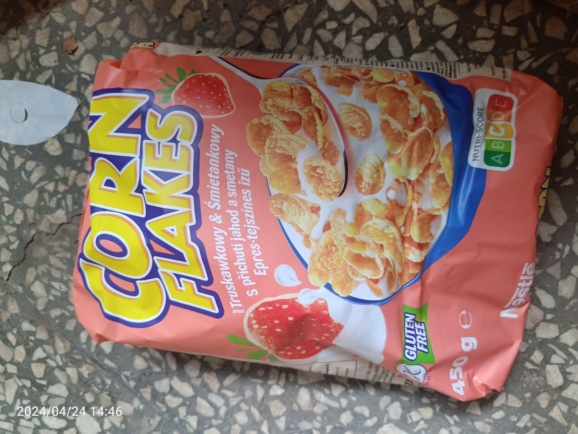 Nestle Corn Flakes Płatki Truskawka Śmietanka 450g