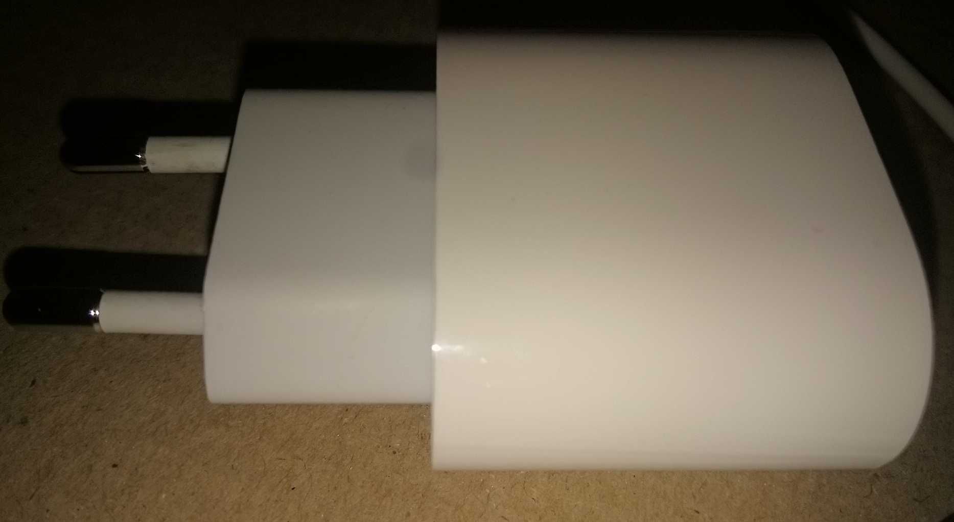 Фирменная зарядка 20W Apple a2347 + кабель Apple a2561 одним лотом