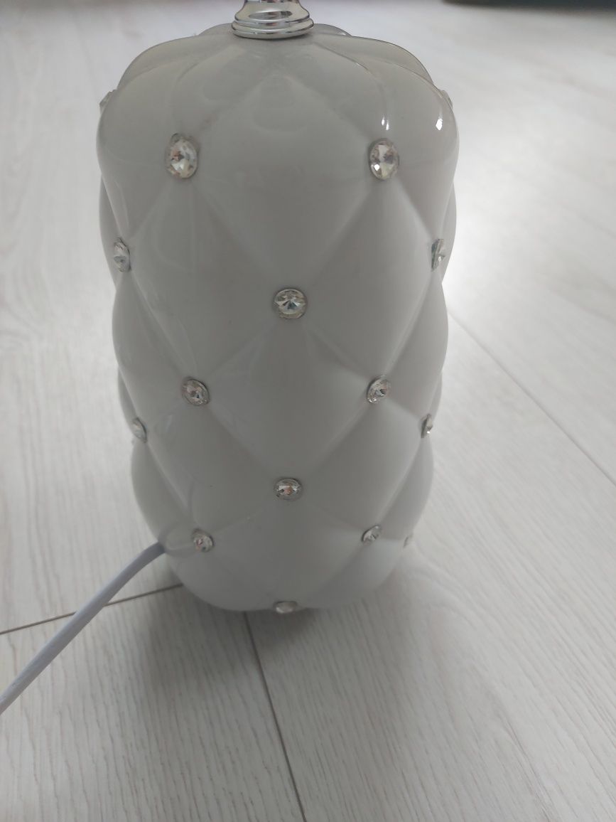 Piękna  lampka  glamour