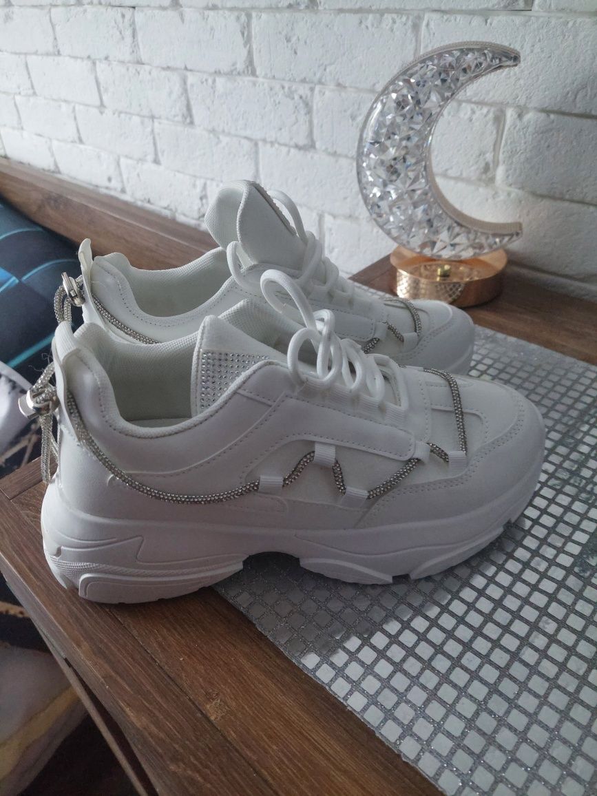 Snakersy nowe cyrkonie