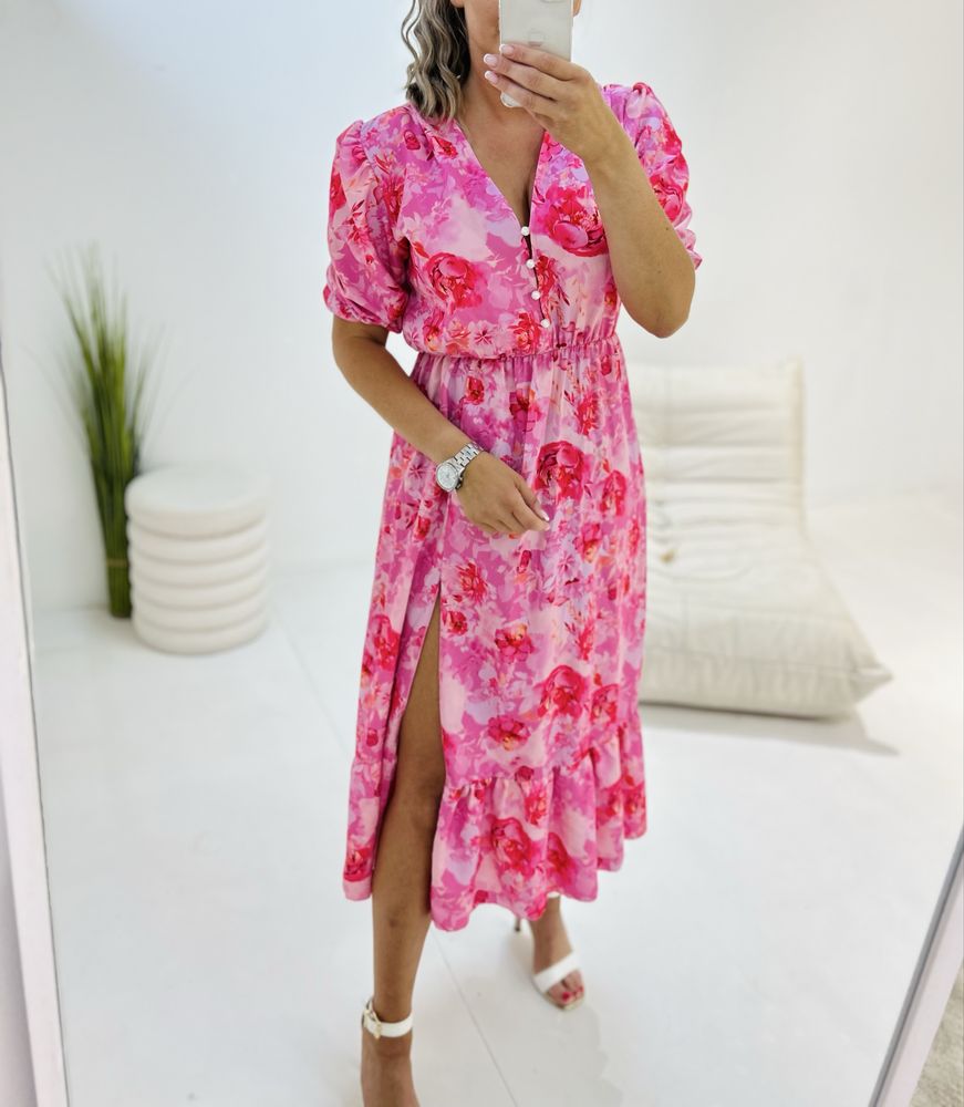 Midi sukienka w kwiecisty print. XS-L guziczki perelki wiskoza