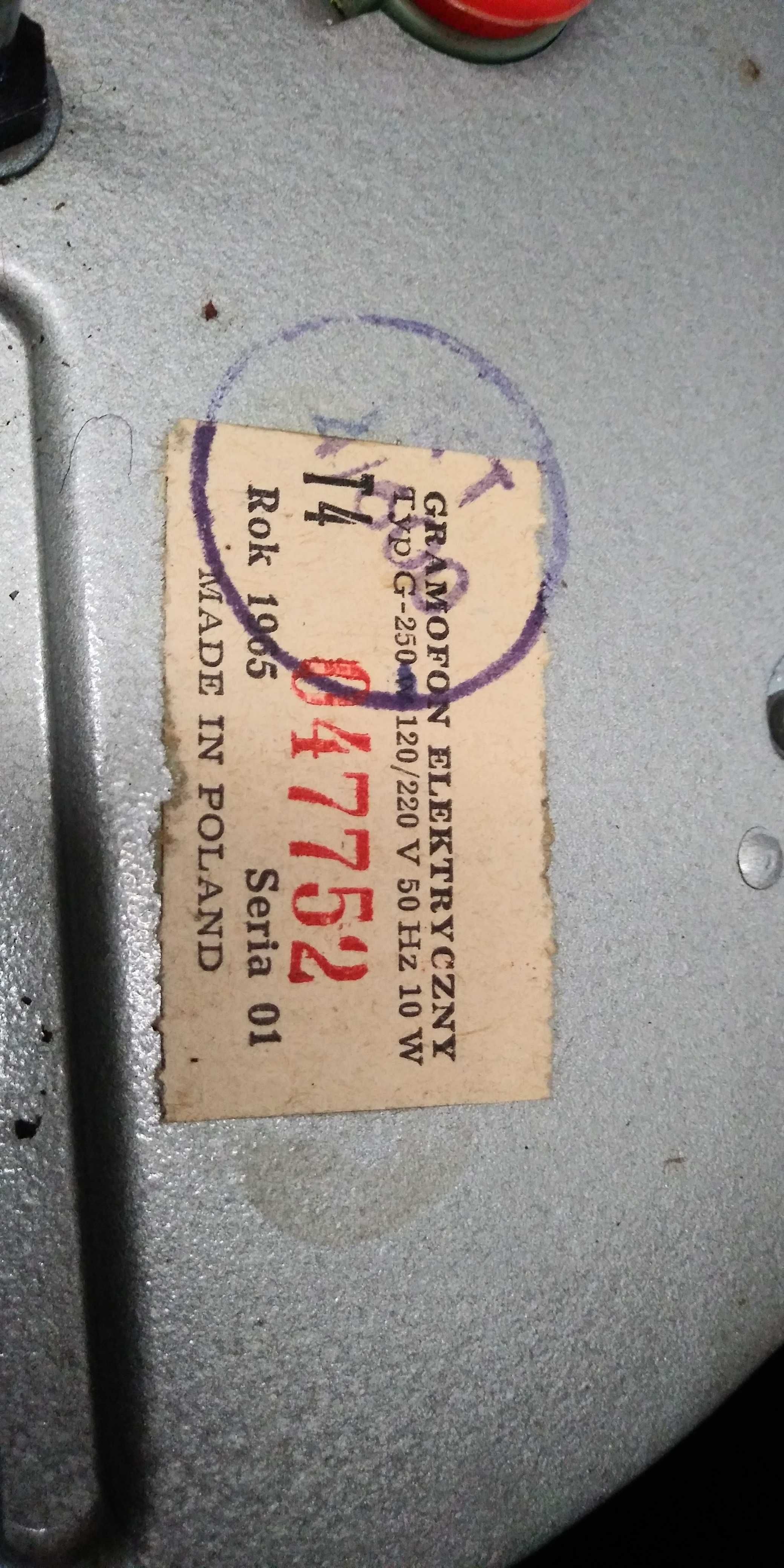 Gramofon elektryczny Fonika 1965
