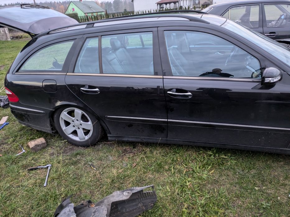 W211 części 3.5 V6 Mercedes m272 klapa drzwi katalizator skrzynia