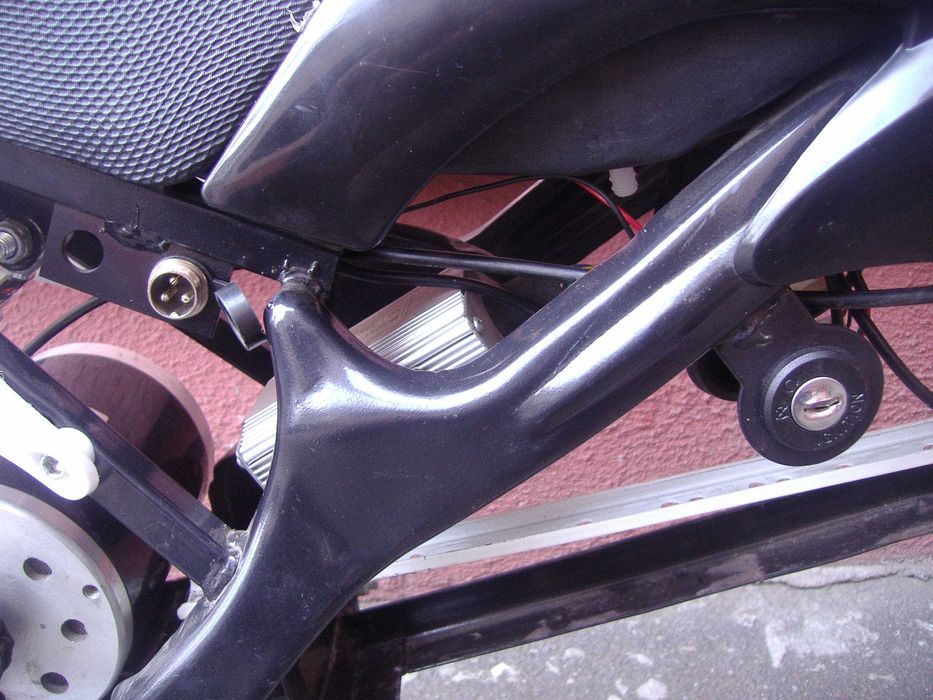 Электромотоцикл 36v 800w (питбайк) для 8-14 лет,до 80 кг,электроскутер