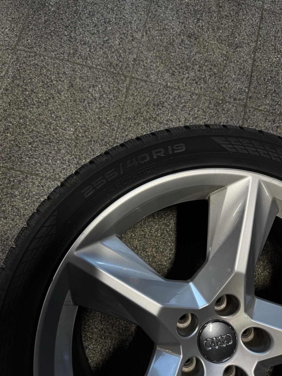 Koła Audi 5x112 19 z oponami Nokian 255/40