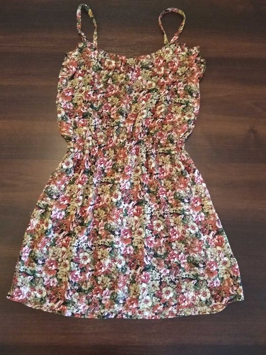 Sukienka w kwiaty, XS
