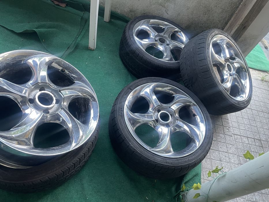 Rodas aro 19 cromadas com pneus