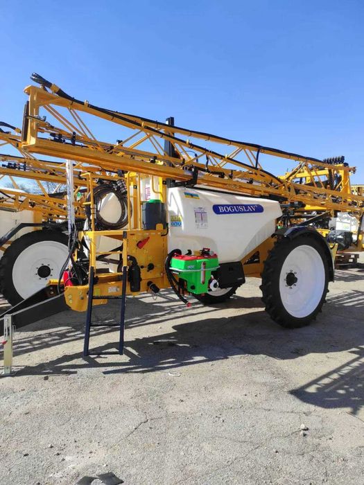 Обприскувач Богуслав  ОПК 3200 24 Титан нова модель 2025 опрыскиватель