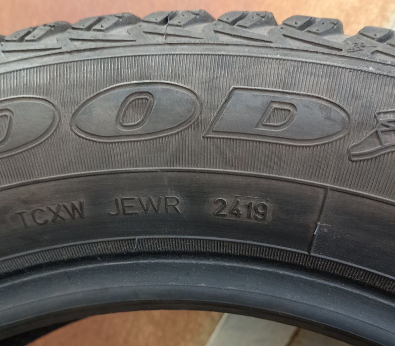 Шини Goodyear UltraGrip Ice+ 205/60 R16