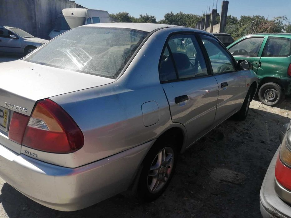 Para peças Mitsubishi Lancer VI 1.3 12V ano 1999