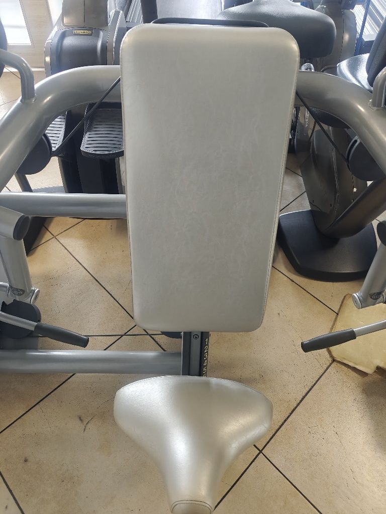 Orginalna TechnoGym ELEMENT na biceps # wysyłka