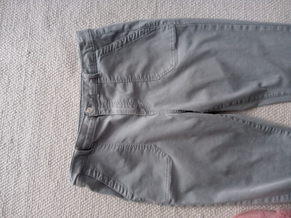 Sprzedam fajne spodnie elastyczne bardzo