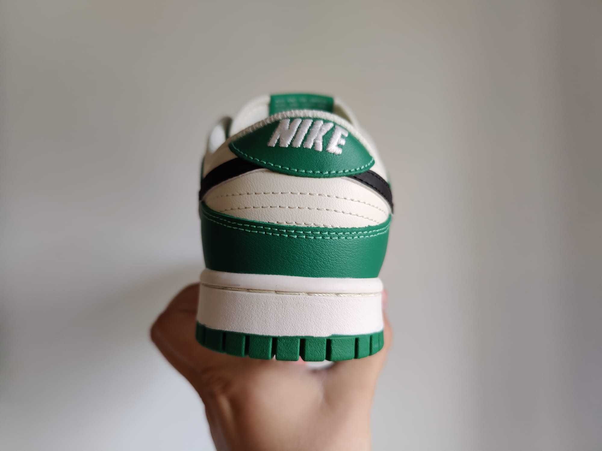 Nike Dunk Low Malachite green