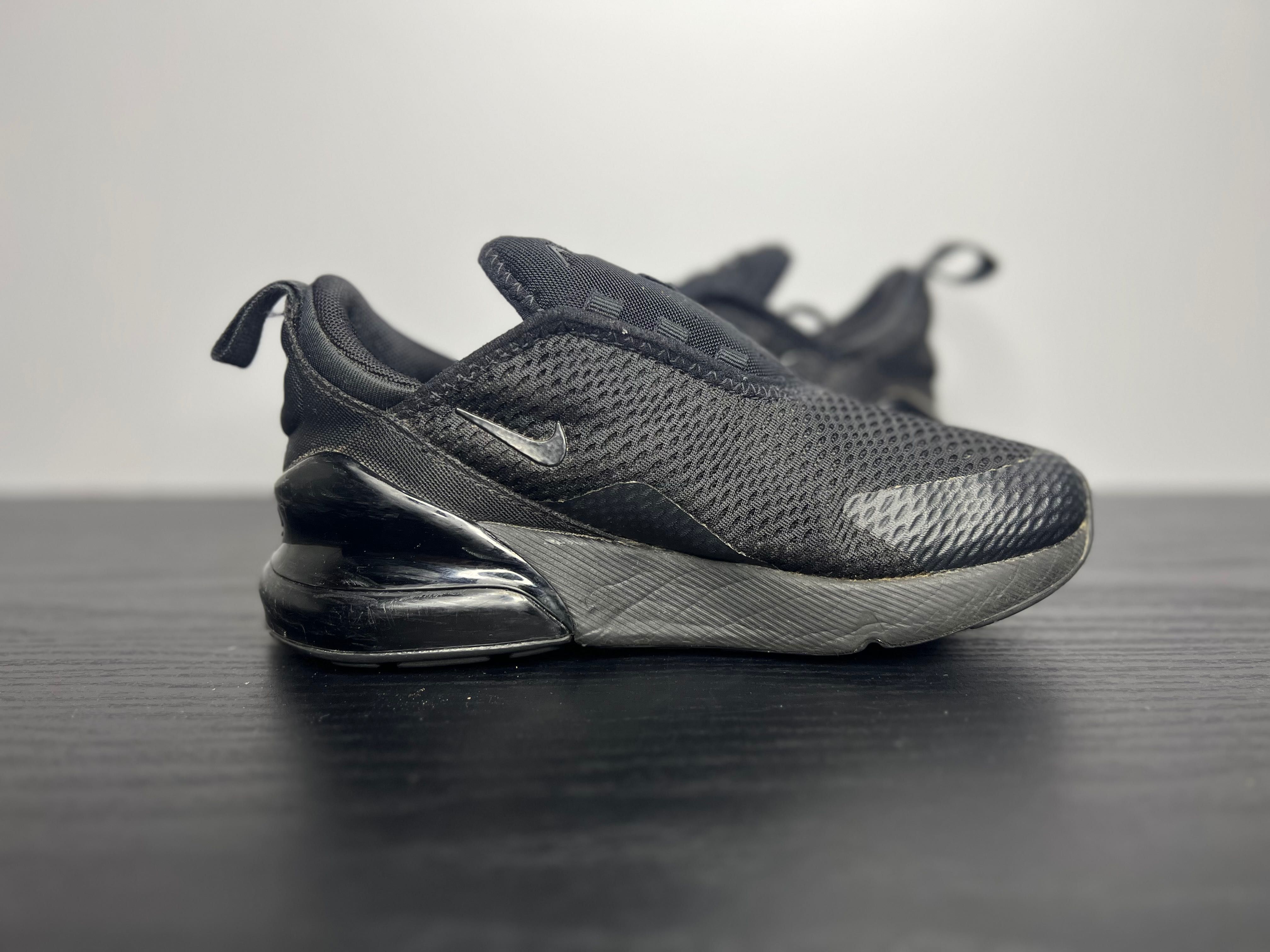 Кросівки дитячі NIKE AIR MAX 270 31.5р 19.5см