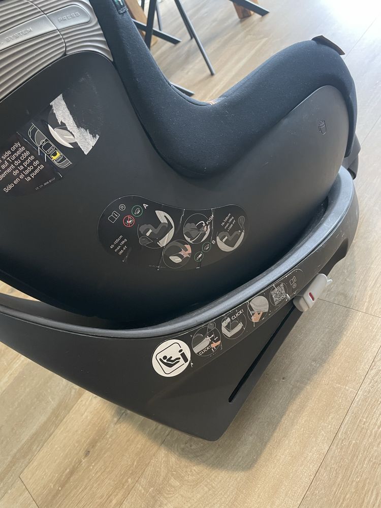 Fotelik Cybex SIRONA S I-Size Pepper Black