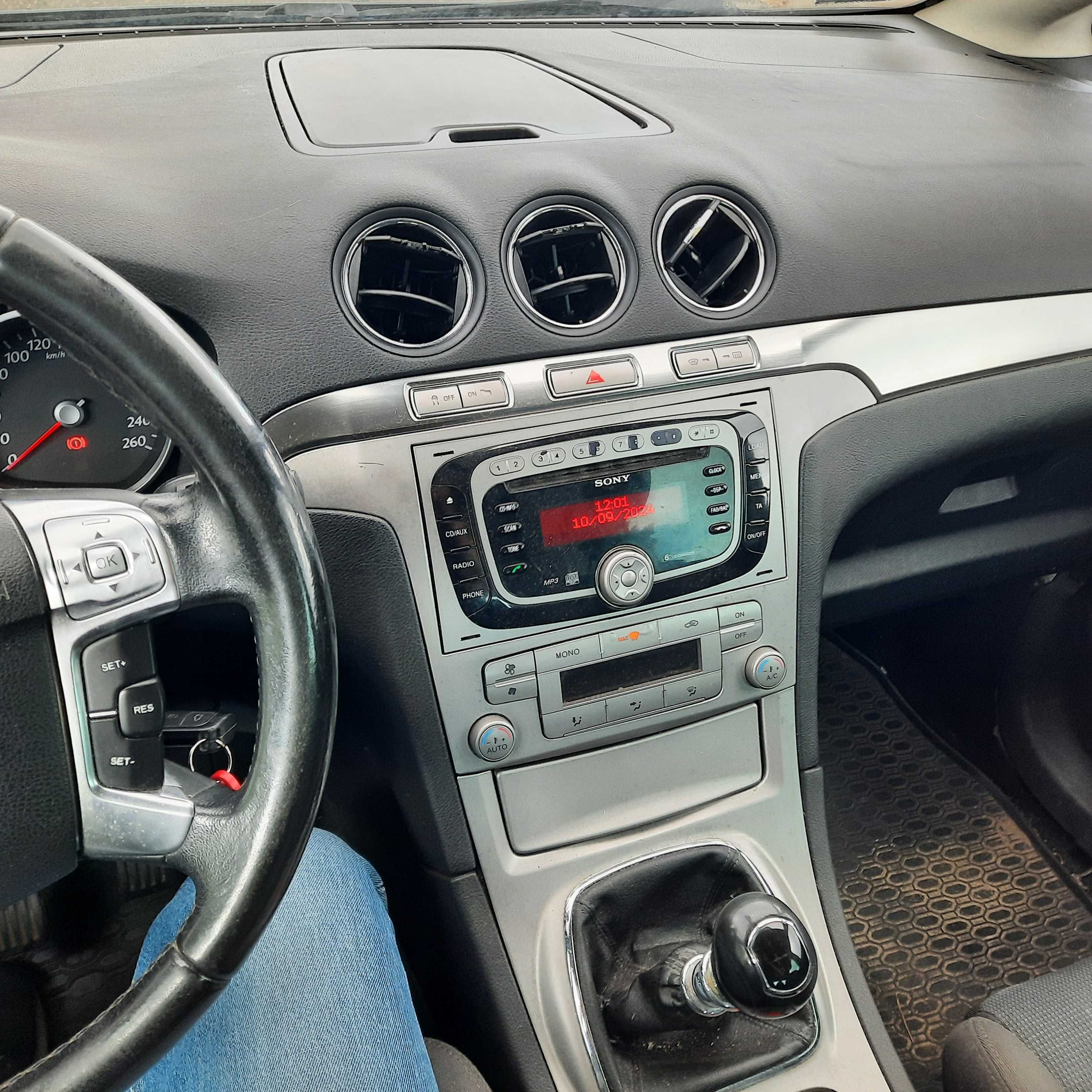 Ford S-Max  7-osobowy
