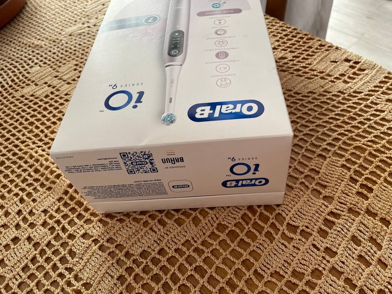 Oraz B elektryczna szczoteczka do zębów IO 9N