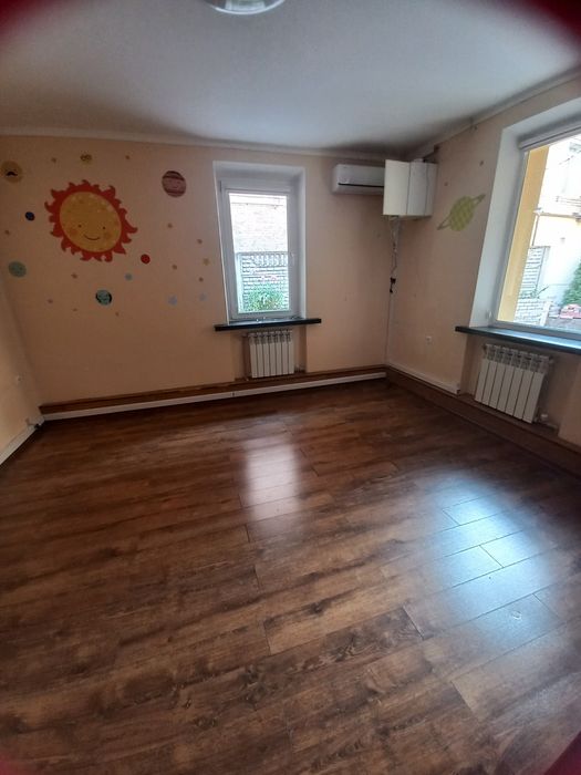 Оренда офісного будинку в центрі