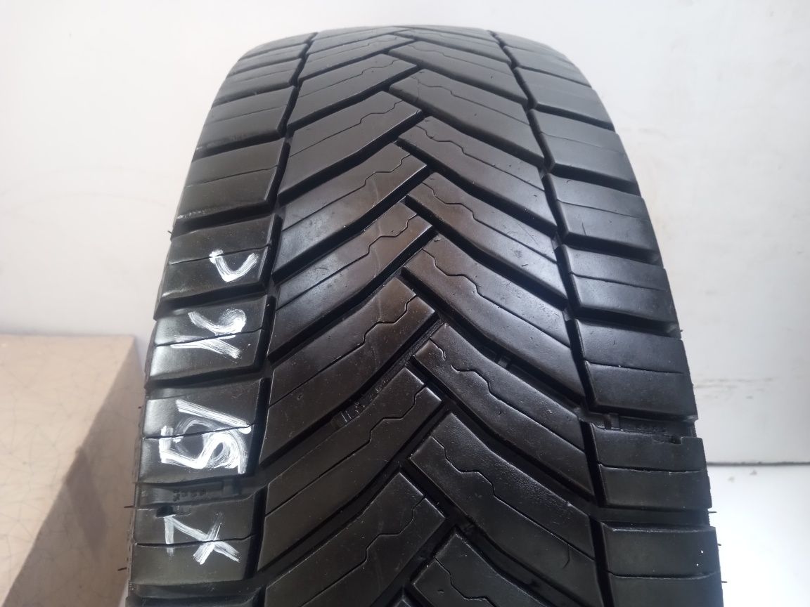 Opona całoroczna 225/75R16c Michelin Agilis crossclimate 7mm