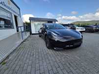 Tesla Model 3 Standard Range Plus RWD