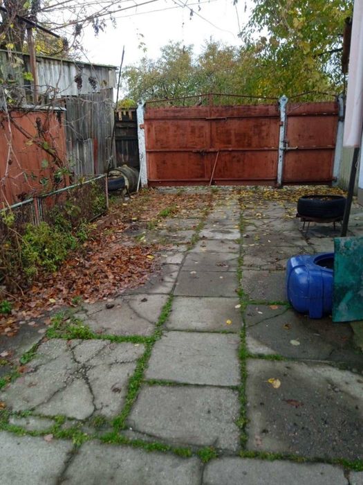 Військовим чи цивільним здається будинок 100 кв.м. 6 кімнат, всі зручн