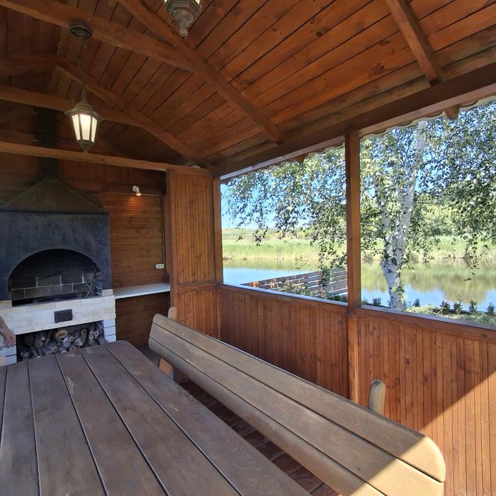 Дом-дача в Подгородном cо своим берегом и баней