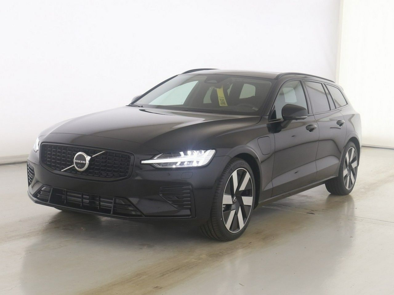 Volvo V60 T6 AWD Plus Dark Hybryda Plug-In