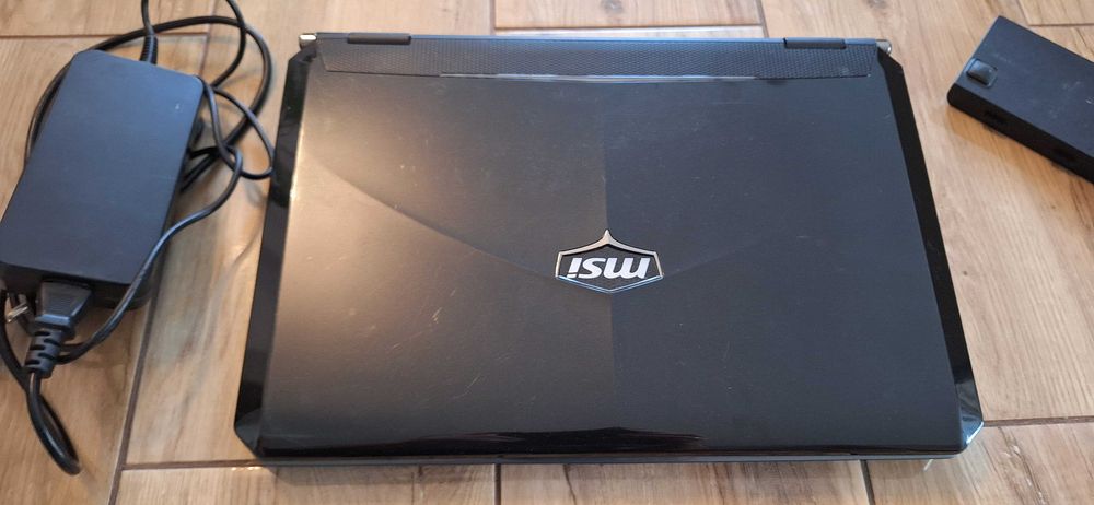 Laptop gemingowy MSI GT683 i5 /Nvidia Gtx / SSD+HDD/8 Gb