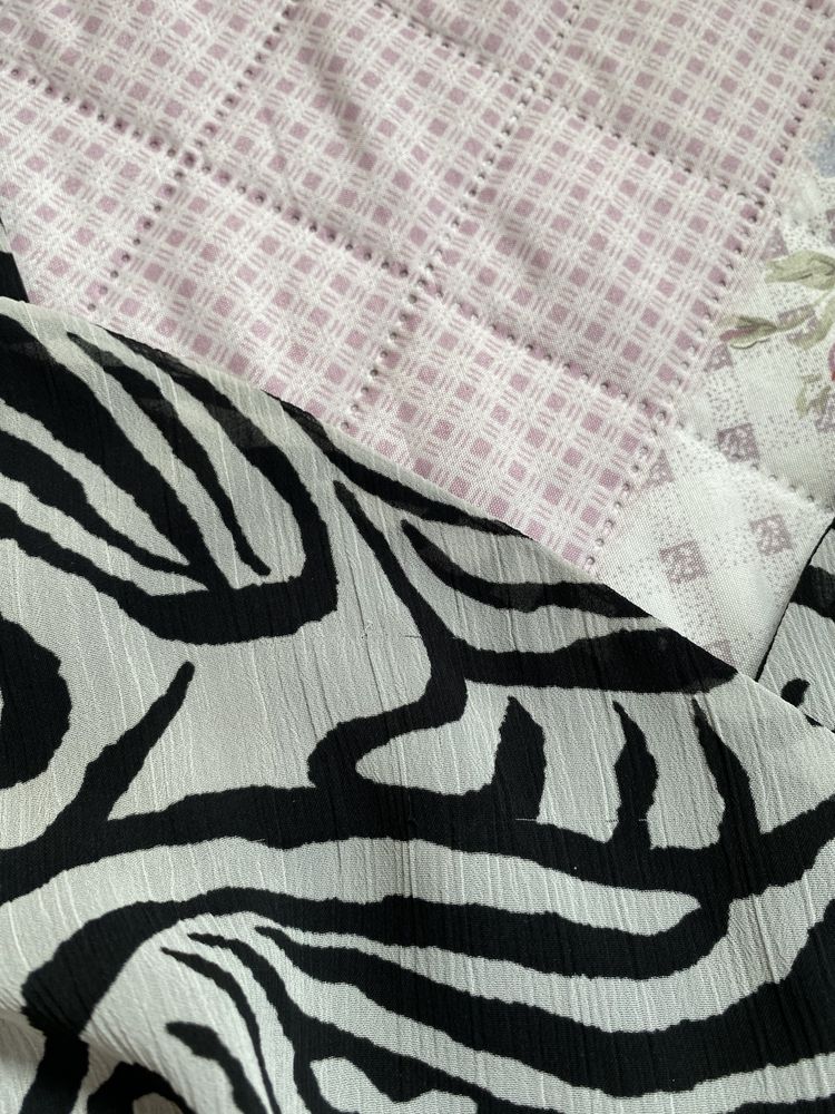 Sukienka midi na ramiączka w zebrę M 38 per una vintage boho codzienna