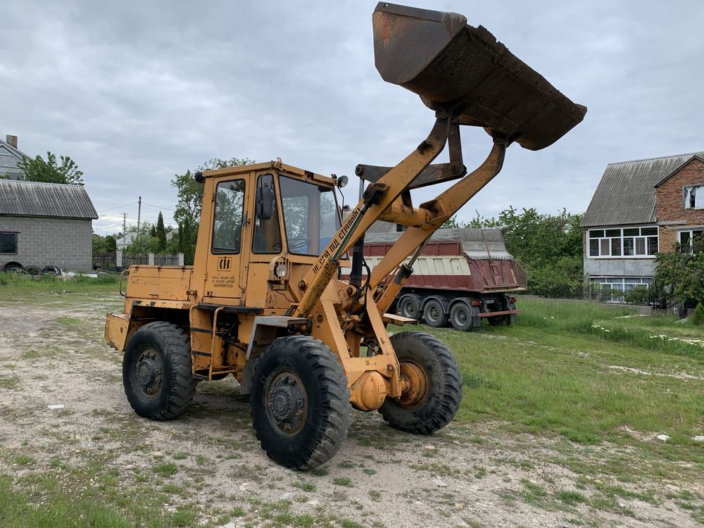 Фронтальний погрузчик ТО-30