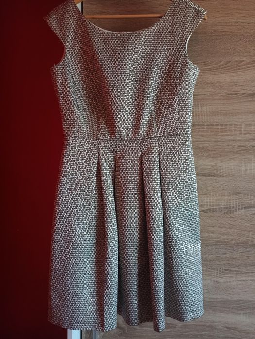 Złota sukienka rozm. 38