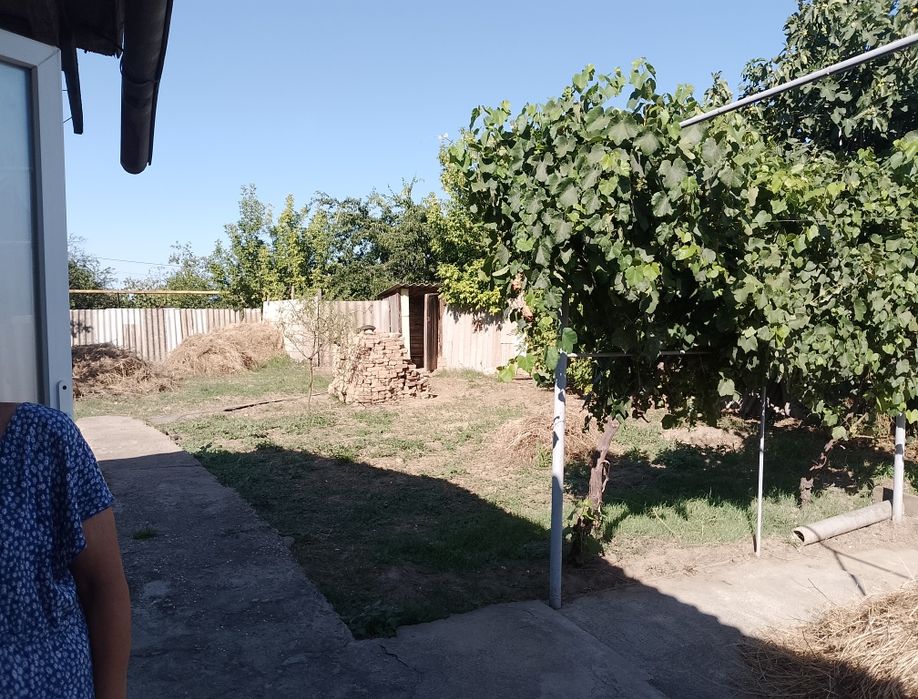 Продам дом разделенный на две половины