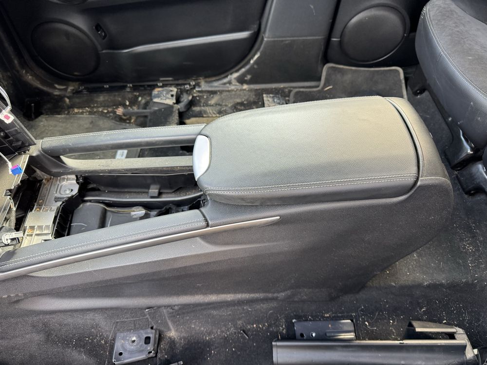 Mercedes benz ml w164 підлокітник подлокотник борода