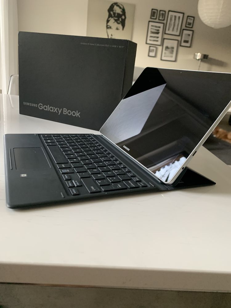 Samsung Galaxy Book