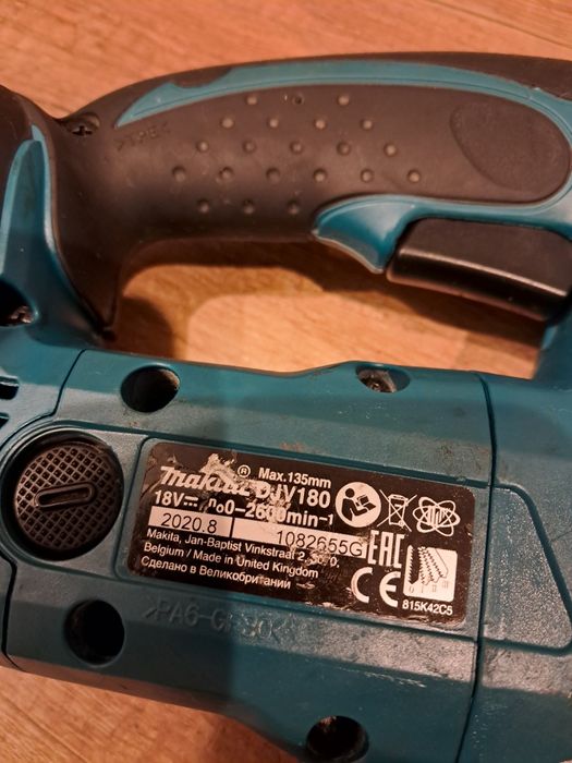 Oryginalna wyrzynarka aku. makita DJV180 LXT  na baterię 18V