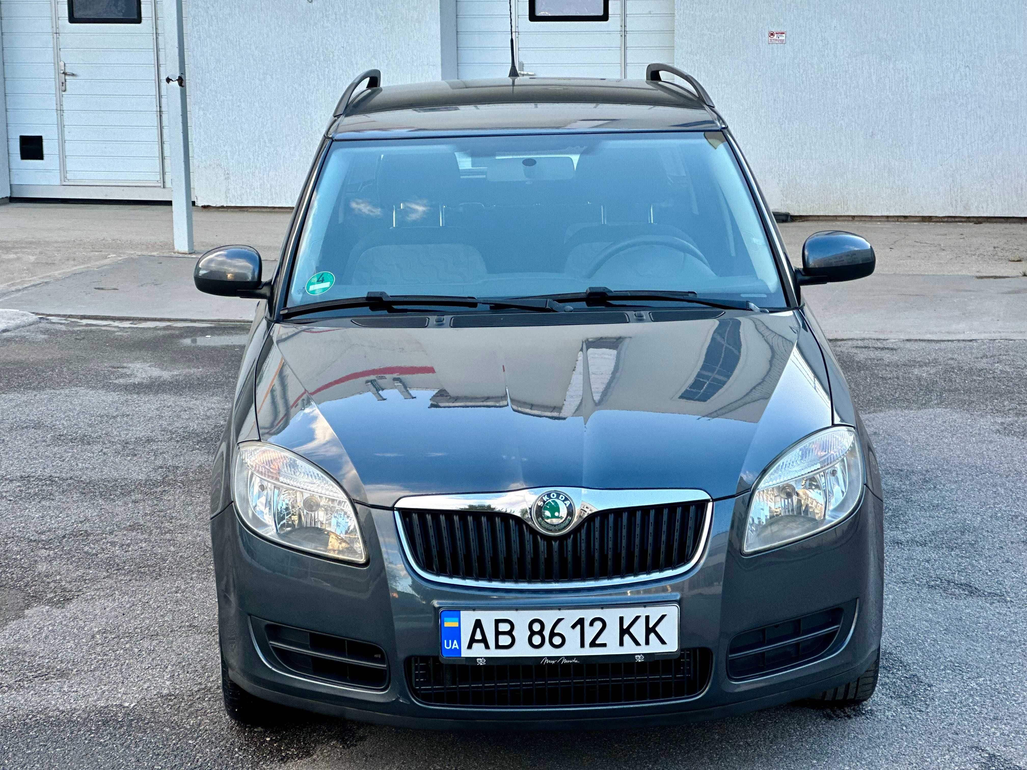 Шкода Фабія Skoda Fabia 1.4MPI Обслужена Свіжопригнана Ідеальний стан!