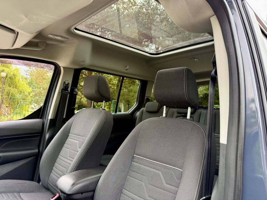 Ford Tourneo Connect Titanium! 7 os.! Automat! Panorama! Kamera Cofania