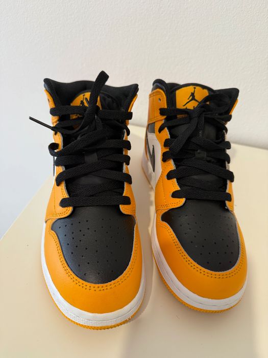 Air Jordan Mid 1 unissex 37,5