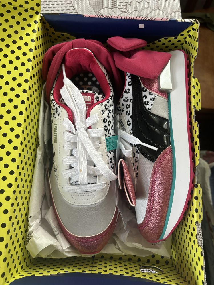 Нові кросівки Puma Future Rider x Diva 35,5