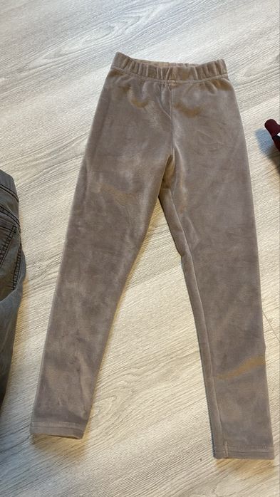 Штани на дівчинку 3-4 рочки