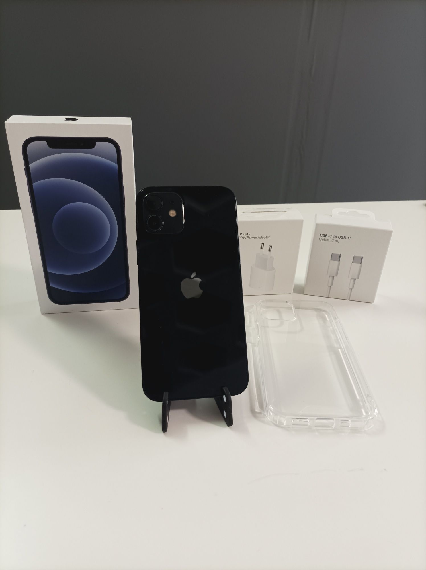 iPhone 12 black 64Gb