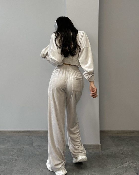 Велюровий жіночий костюм/ дуже зручний велюровий костюм