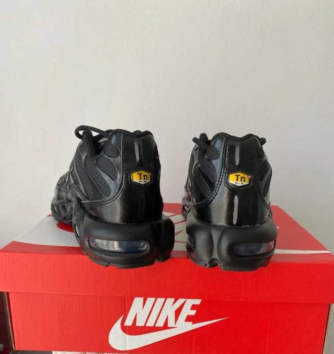 Buty Trampk Nike Air Max TN Black R.42