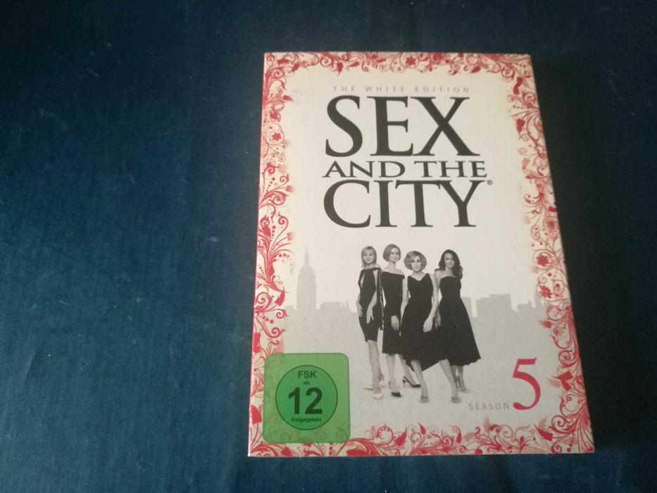 SEX AND THE CITY - SERIE 5 2XDVD (legendagem em Português)