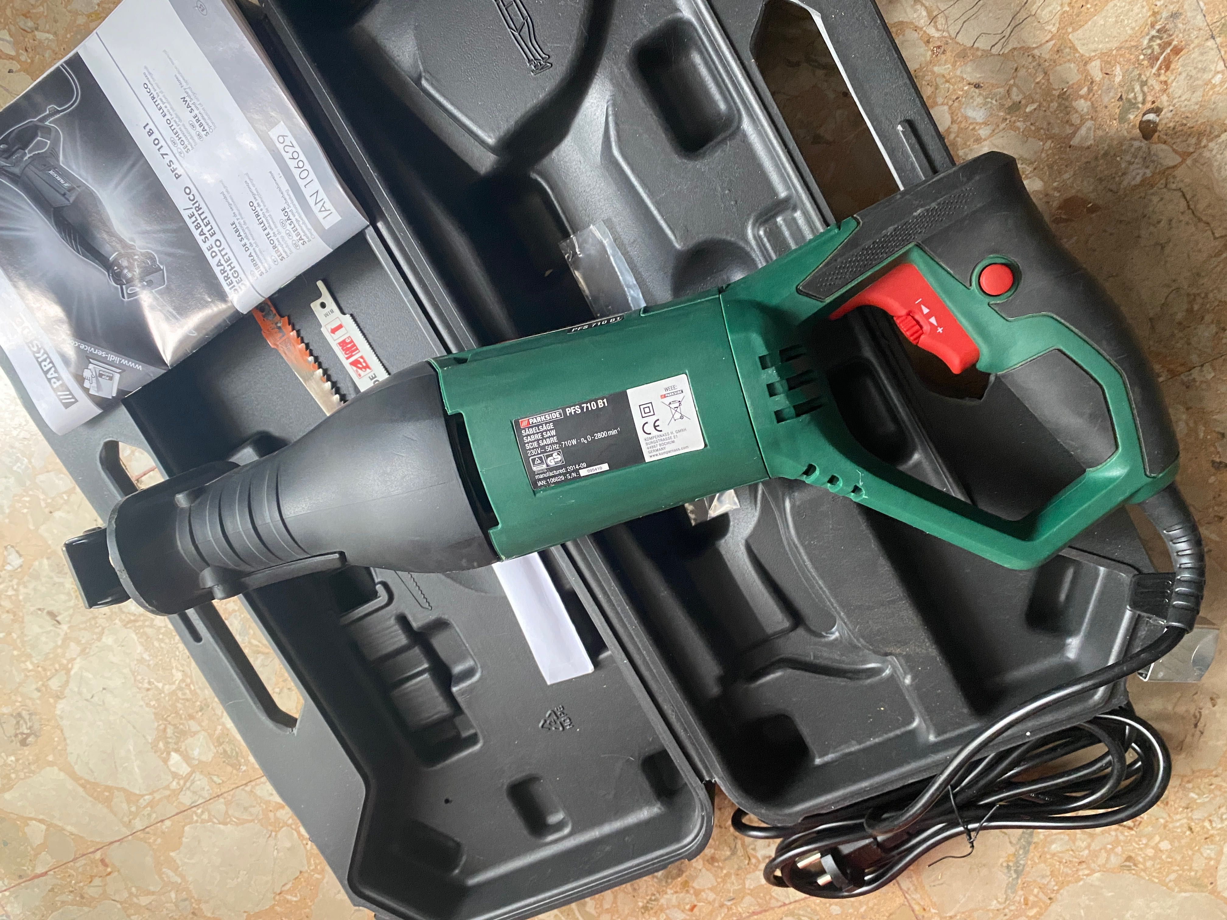 Сабельная пила Parkside PFS 710 B1